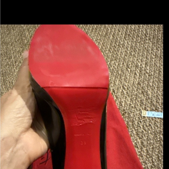 Authentic Christian Louboutin Glossy Black Heels with Red Soles - Picture 8 of 10